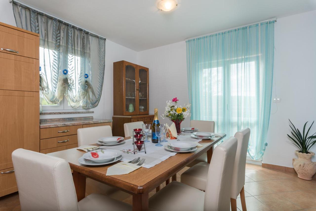 Holiday Home Viola Labin  Buitenkant foto